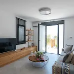 Auretta * Pefki